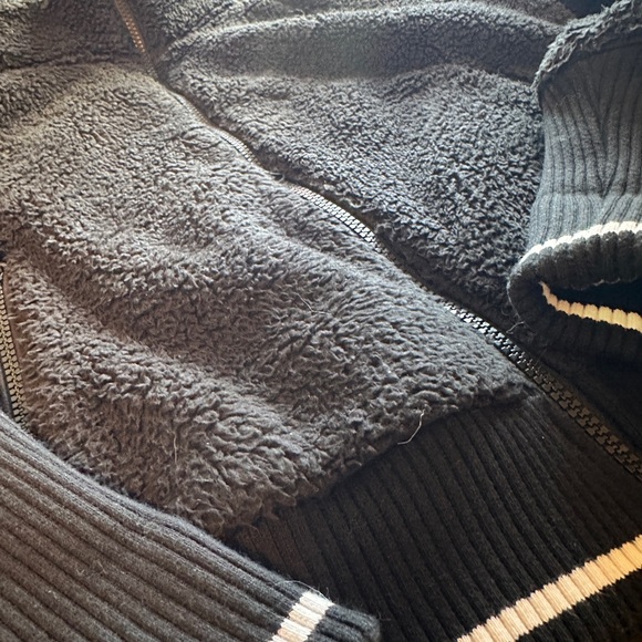 Athleta Tugga Sherpa Jacket - Size Small - Picture 3 of 5